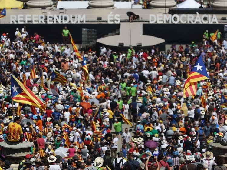 Manifestación secesionista en Barcelona | marta pérez (efe)